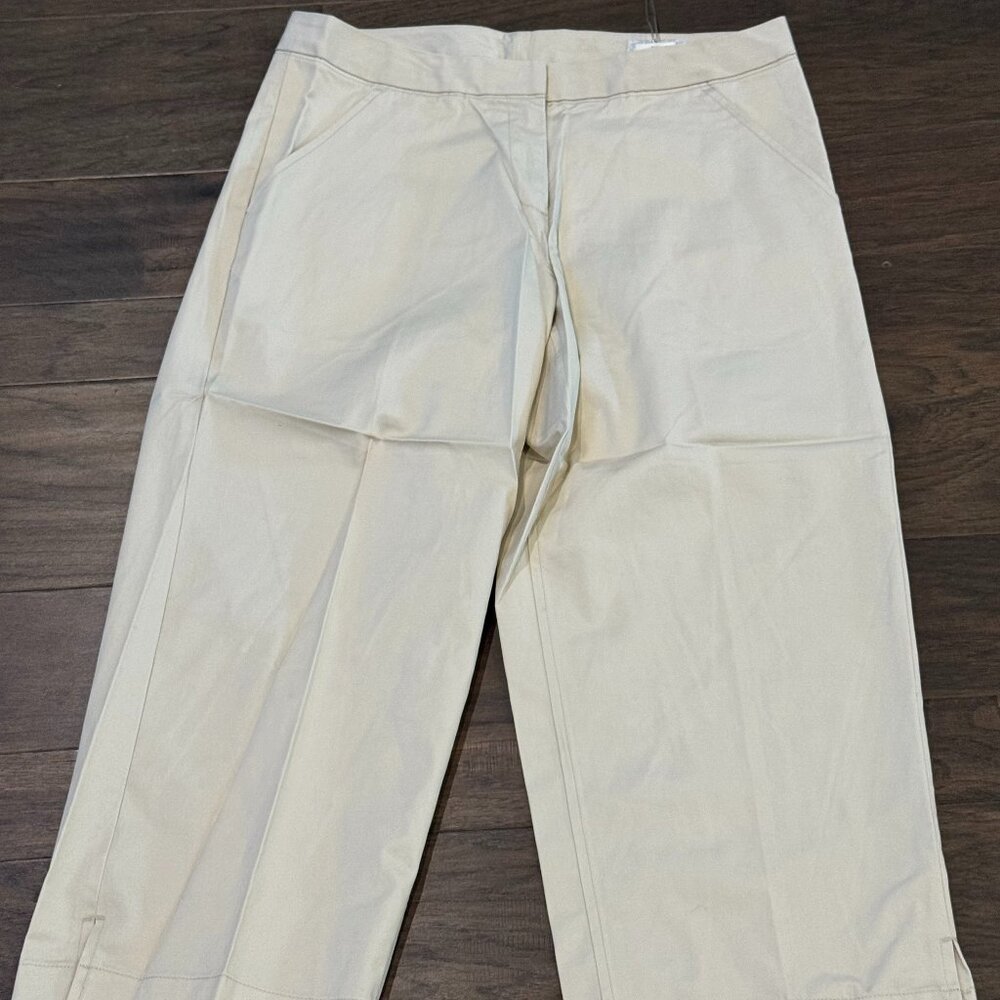 NWT Women’s Callaway Golf Crop Capri Pants Khaki Beige SAND CW65166 NEW